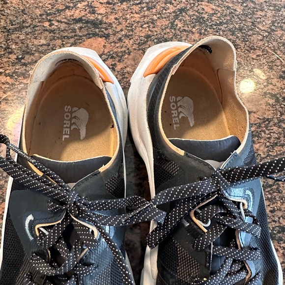 Sorel Kinetic Womens Sneakers Sz 9.5 EUC - Picture 4 of 9